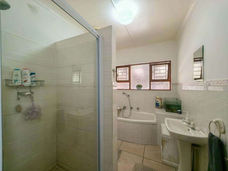 4 Bedroom Property for Sale in Heather Park Western Cape